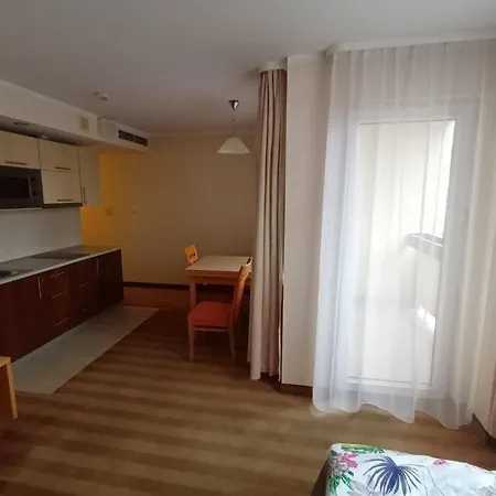 10Q - Z6 Apartament 1004 Warsaw Exterior photo